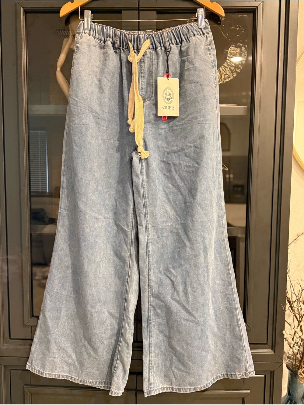 Cider Wide-Leg Denim Pants with Beige Drawstring